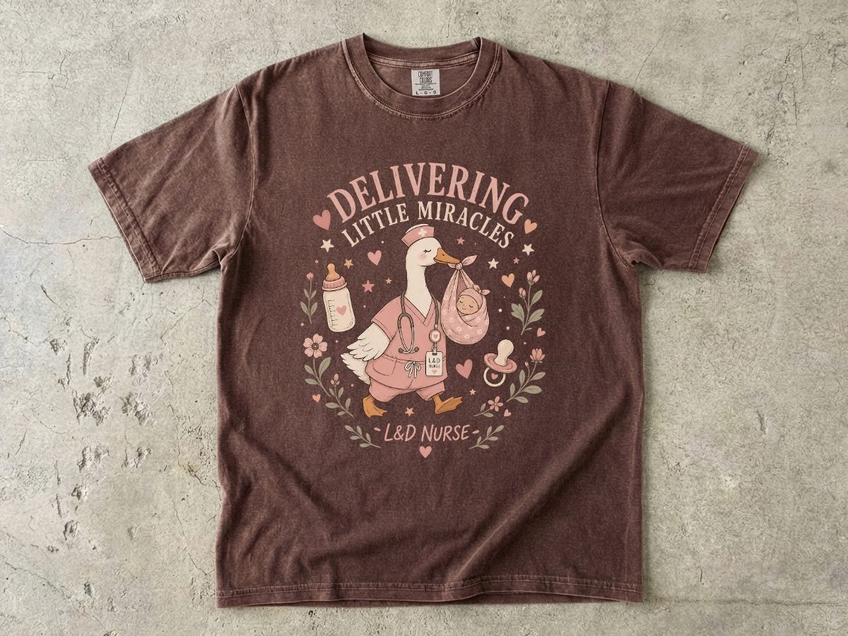 Delivering Miracle Duck Nurse T-Shirt – New Mom & Labor Delivery Nurse Gift