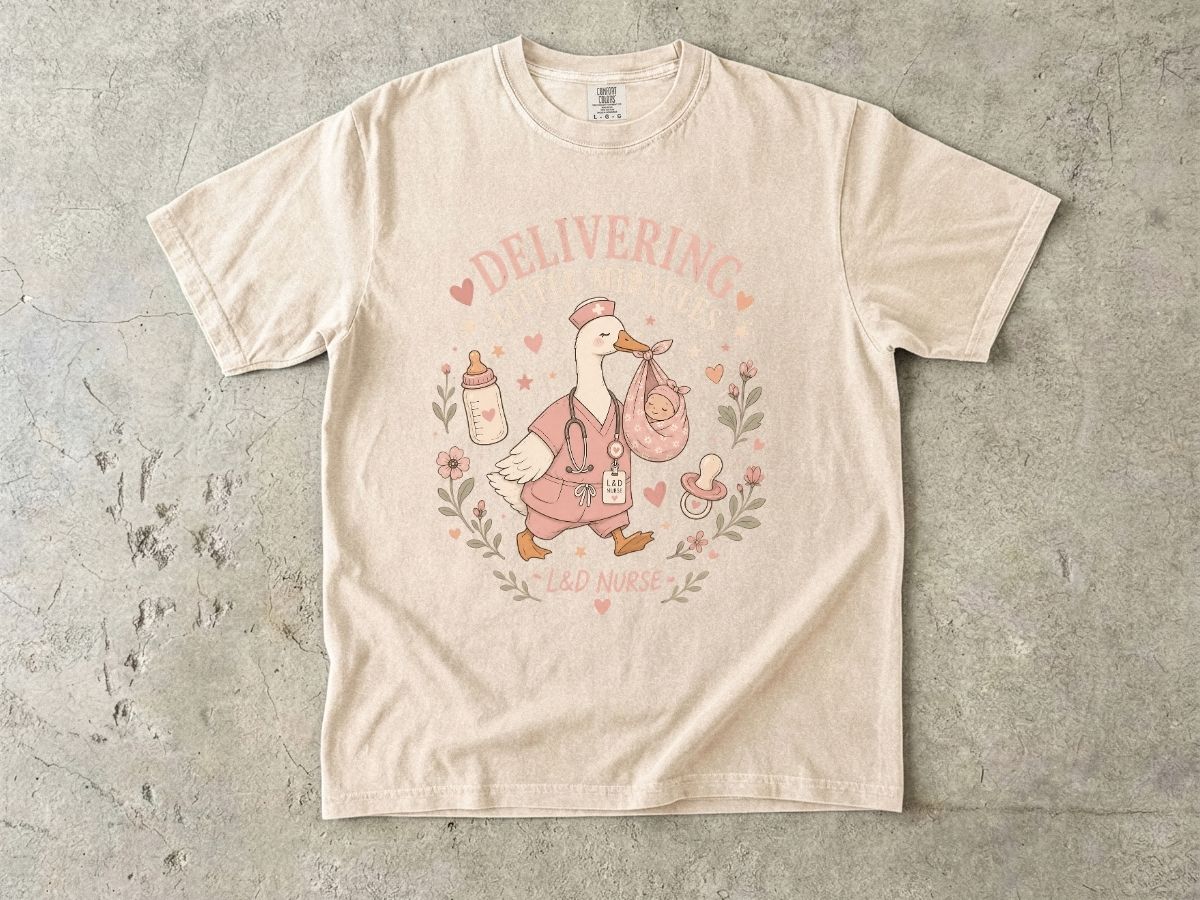Delivering Miracle Duck Nurse T-Shirt – New Mom & Labor Delivery Nurse Gift