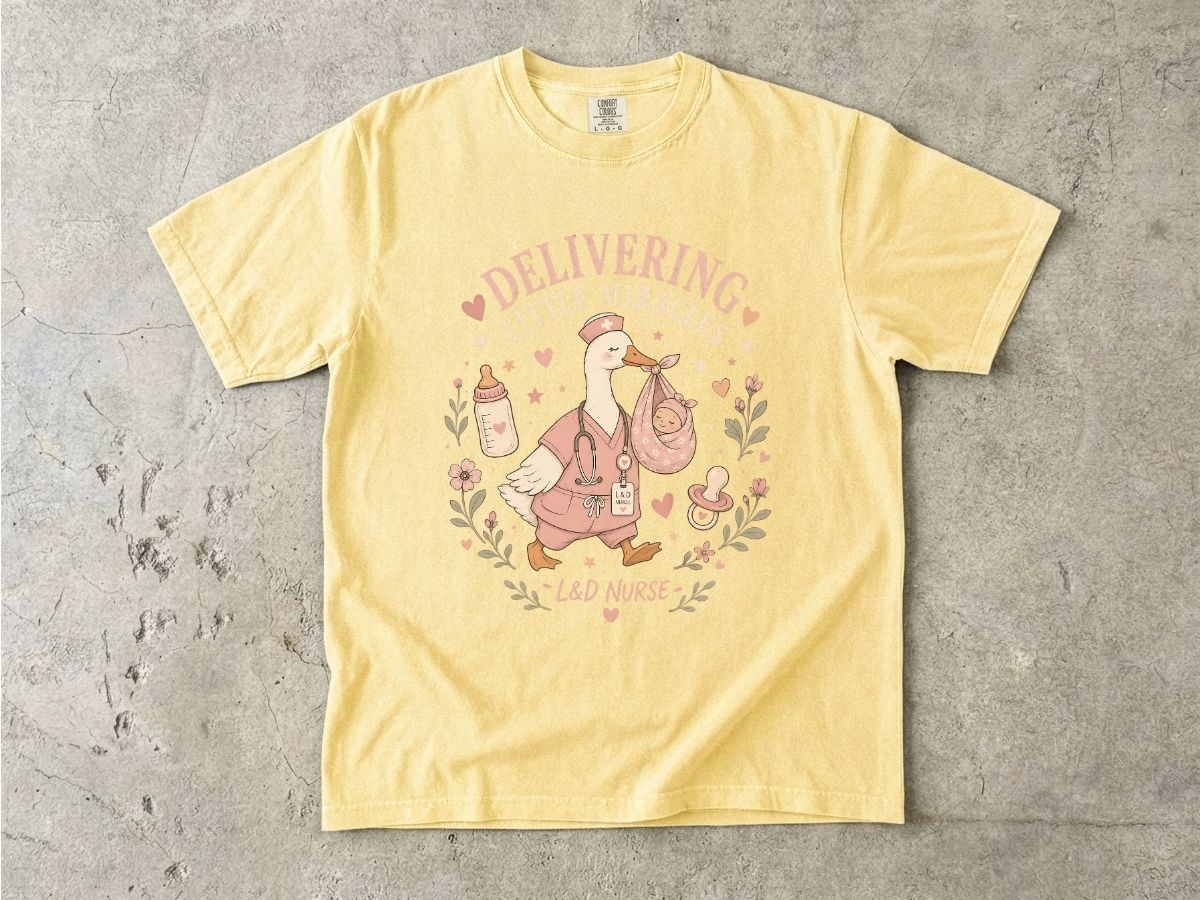 Delivering Miracle Duck Nurse T-Shirt – New Mom & Labor Delivery Nurse Gift