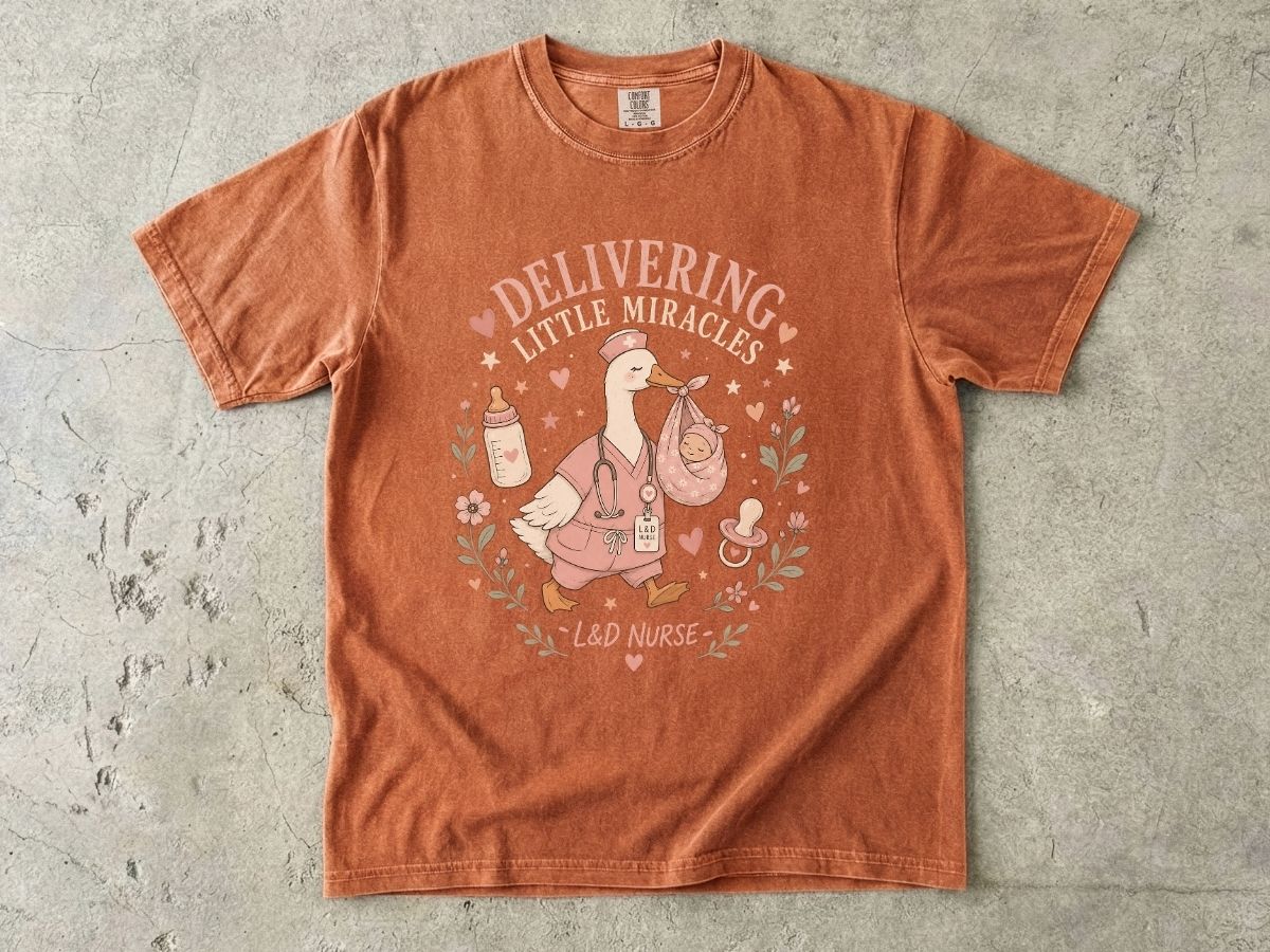 Delivering Miracle Duck Nurse T-Shirt – New Mom & Labor Delivery Nurse Gift