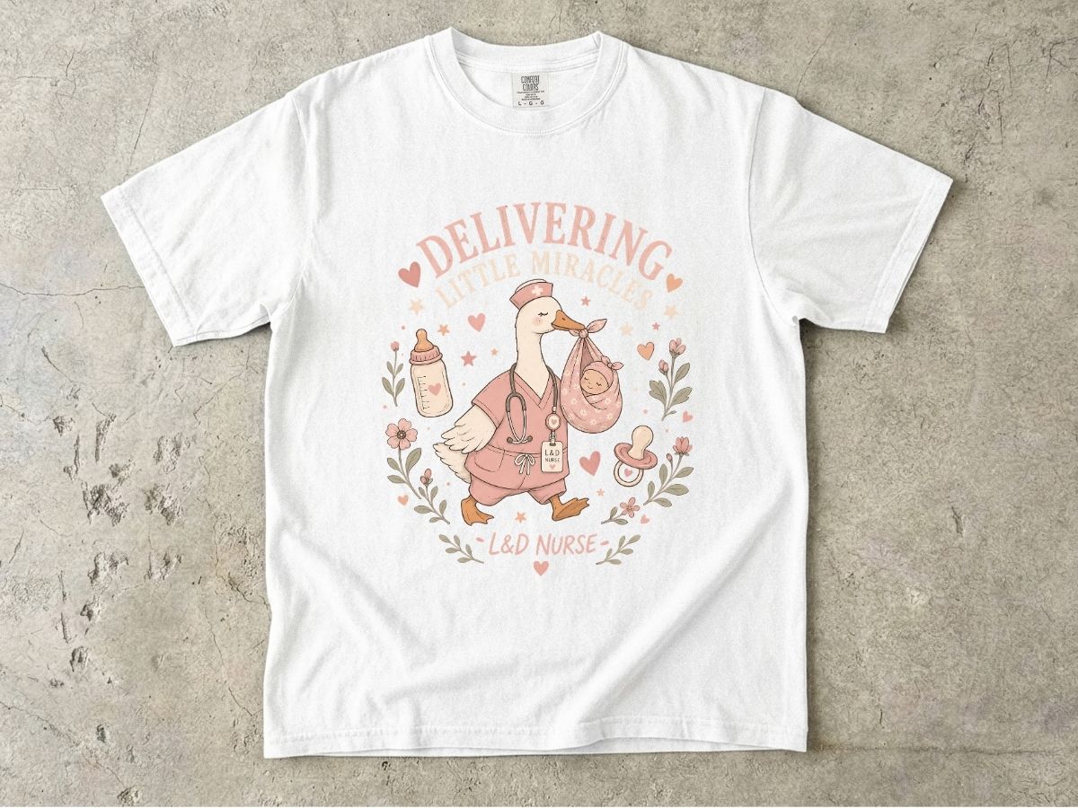 Delivering Miracle Duck Nurse T-Shirt – New Mom & Labor Delivery Nurse Gift