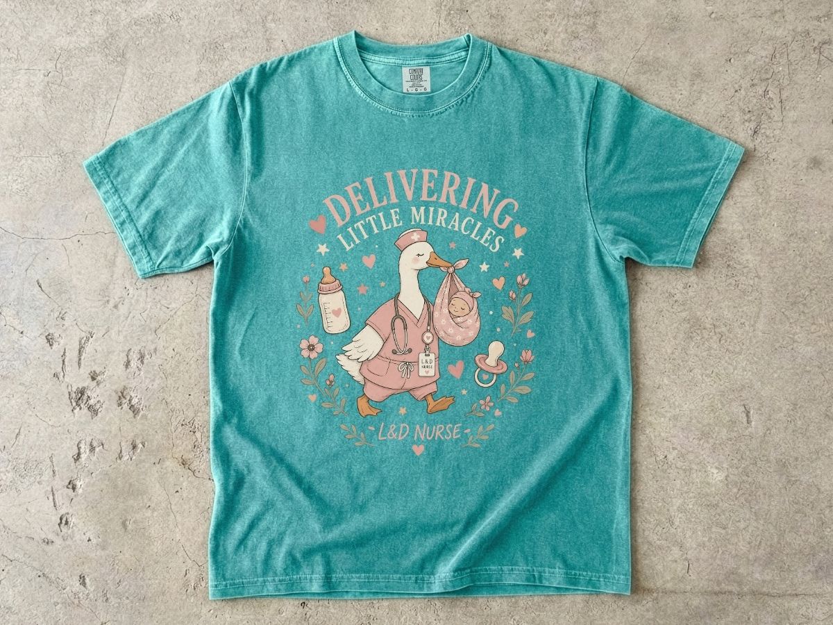 Delivering Miracle Duck Nurse T-Shirt – New Mom & Labor Delivery Nurse Gift